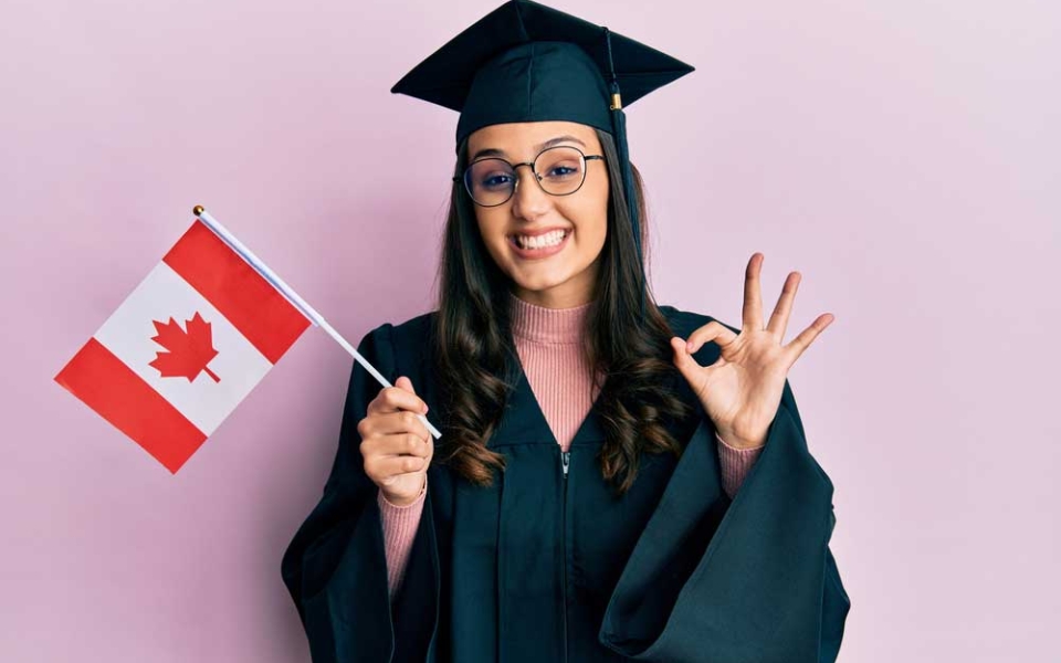 sinh viên tốt nghiệp các đại học Canada