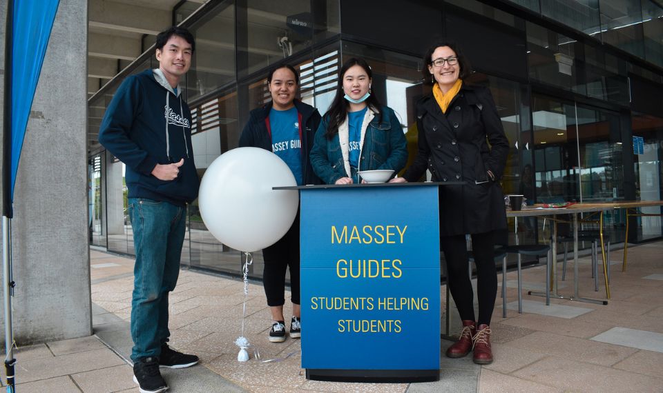 Đại học Massey có dịch vụ hỗ trợ và chăm sóc sức khỏe tinh thần cho sinh viên.