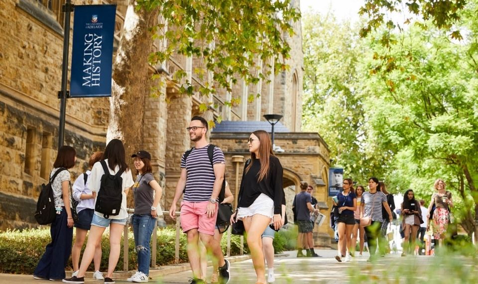 Đại học Adelaide - một trong 8 trường thuộc Group of Eight của Úc.