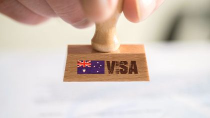 Nhiều bạn trẻ không mạnh dạn theo đuổi ước mơ du học vì băn khoăn xin visa du học Úc có khó không?