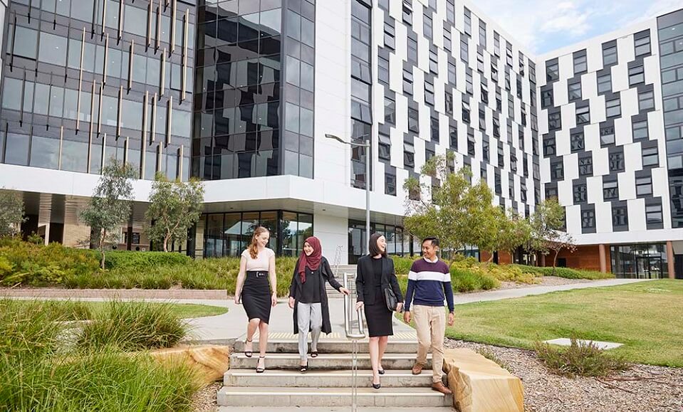 Đại học Canberra thuộc top 1% Đại học xuất sắc thế giới