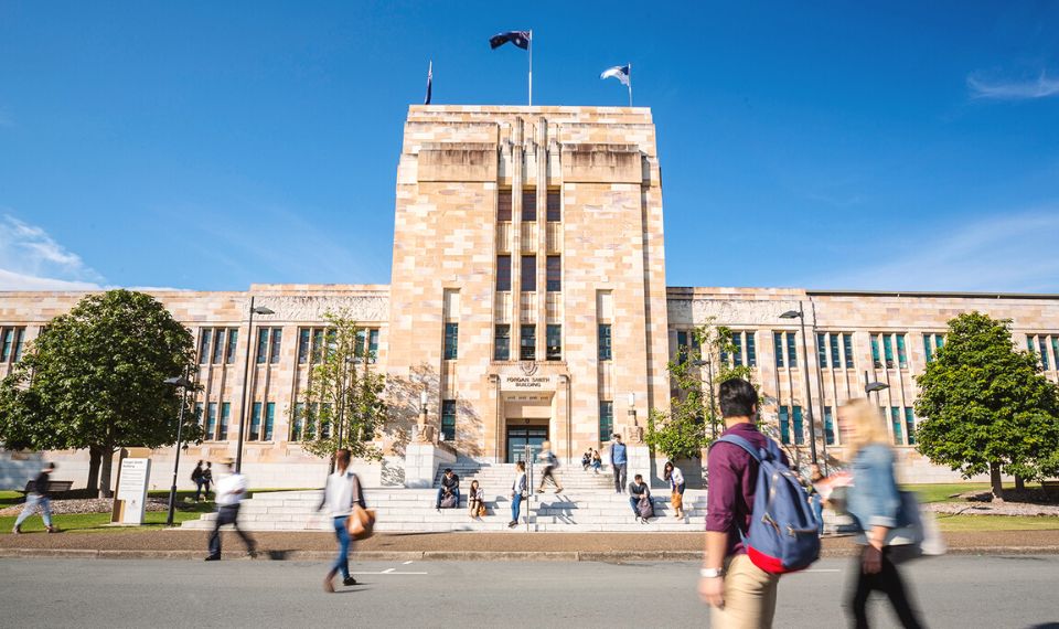 Đại học Queensland đứng thứ 3 tại Australia và thuộc Top 54 thế giới.