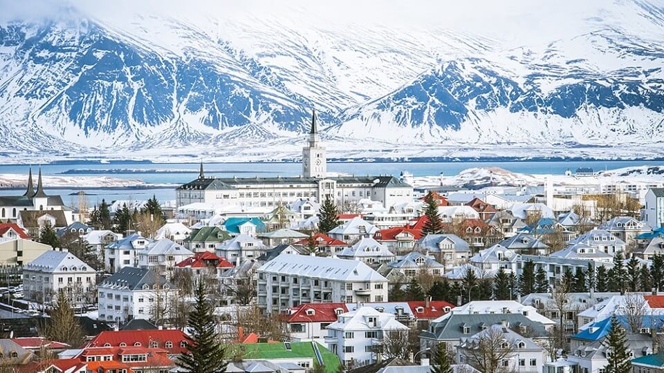 Sinh viên chỉ tốn phí nhập học khi du học Iceland