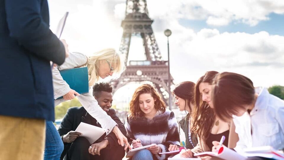 Mức học phí tại Pháp khá “dễ thở” đối với du học sinh