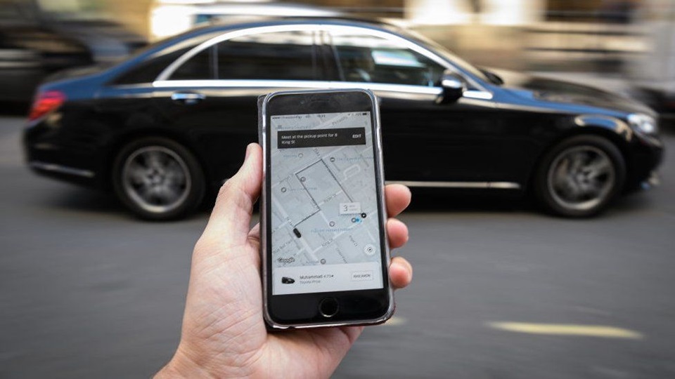 Uber hoặc Didi có giá cước thấp hơn so với taxi truyền thống khi di chuyển tại Úc