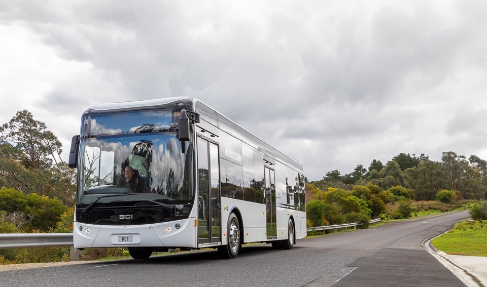 Sinh viên có thể lựa chọn xe buýt khi di chuyển tại Úc