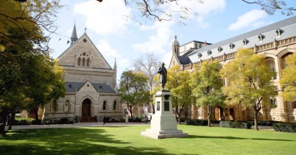 Đại học Adelaide: 150 năm kiến tạo tương lai cho thế giới
