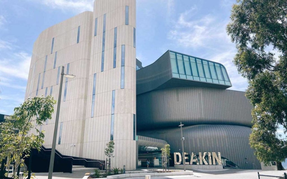 học bổng đại học deakin